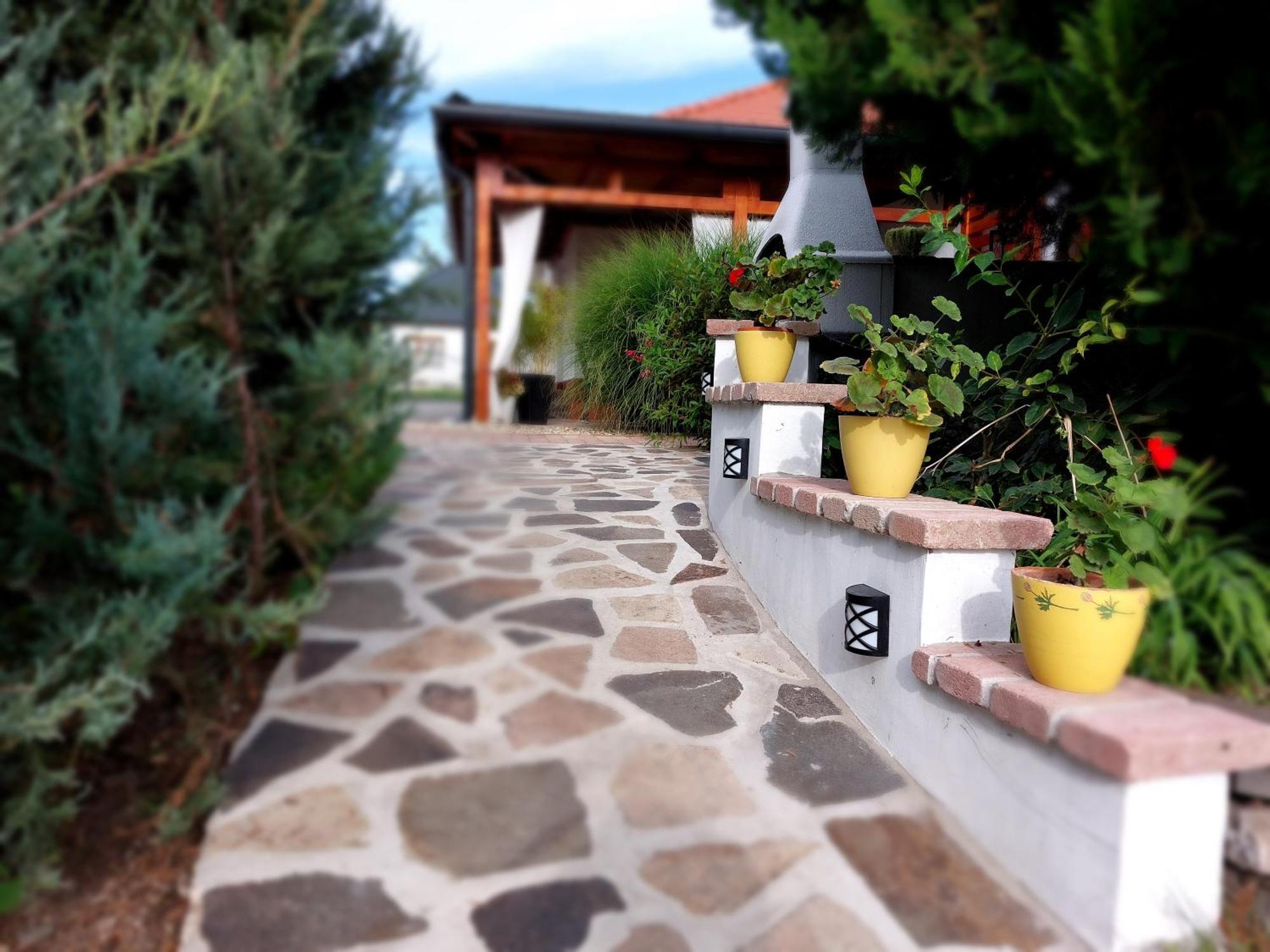 Tulipan Vendeghaz Apartment Sárospatak Exterior photo